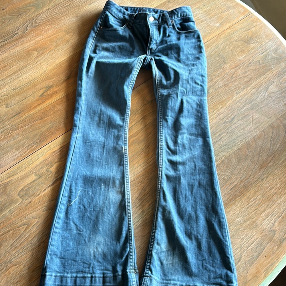 Good condition Lola’s